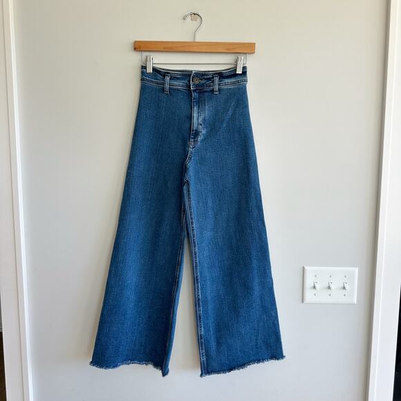 Zara Wide-Leg Raw Hem Jeans 2 - Picture 2 of 10